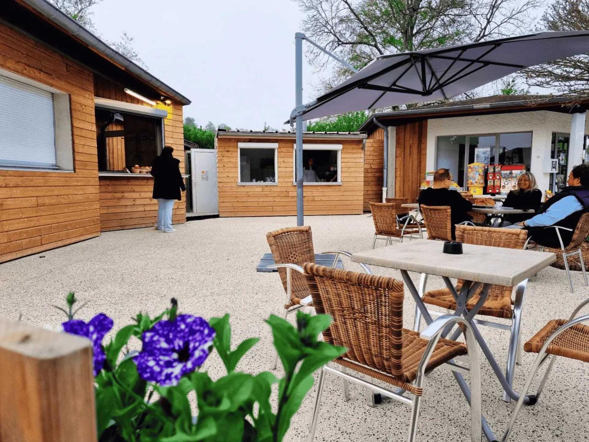 Camping De Charlieu - Mobile Home Exterior foto